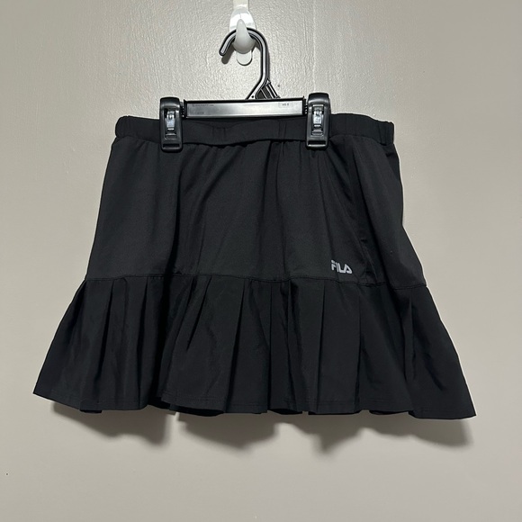Fila Women's Athletic Black Skirt - Picture 1 of 4